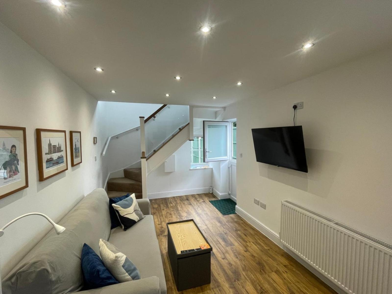 The Upton Coach House Villa Birkenhead Ngoại thất bức ảnh